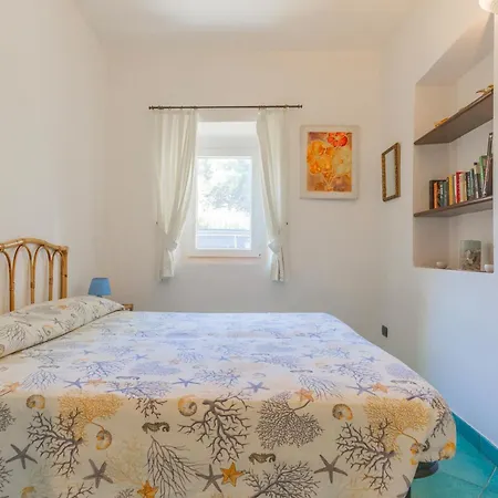 Manuelita - Helloelba Villa